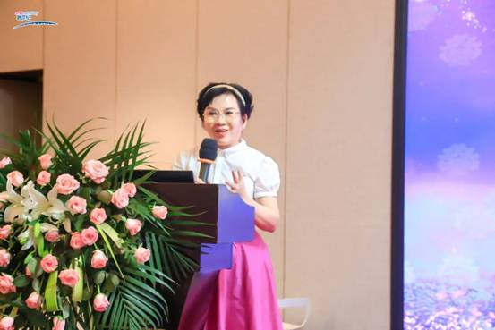 恭贺，海南陵水跨世纪艺星幼儿园荣获“跨世纪总部示范园”称号！